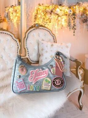 🆕 🌎 Girls Run The World Juicy Couture Shoulder Bag NWT
